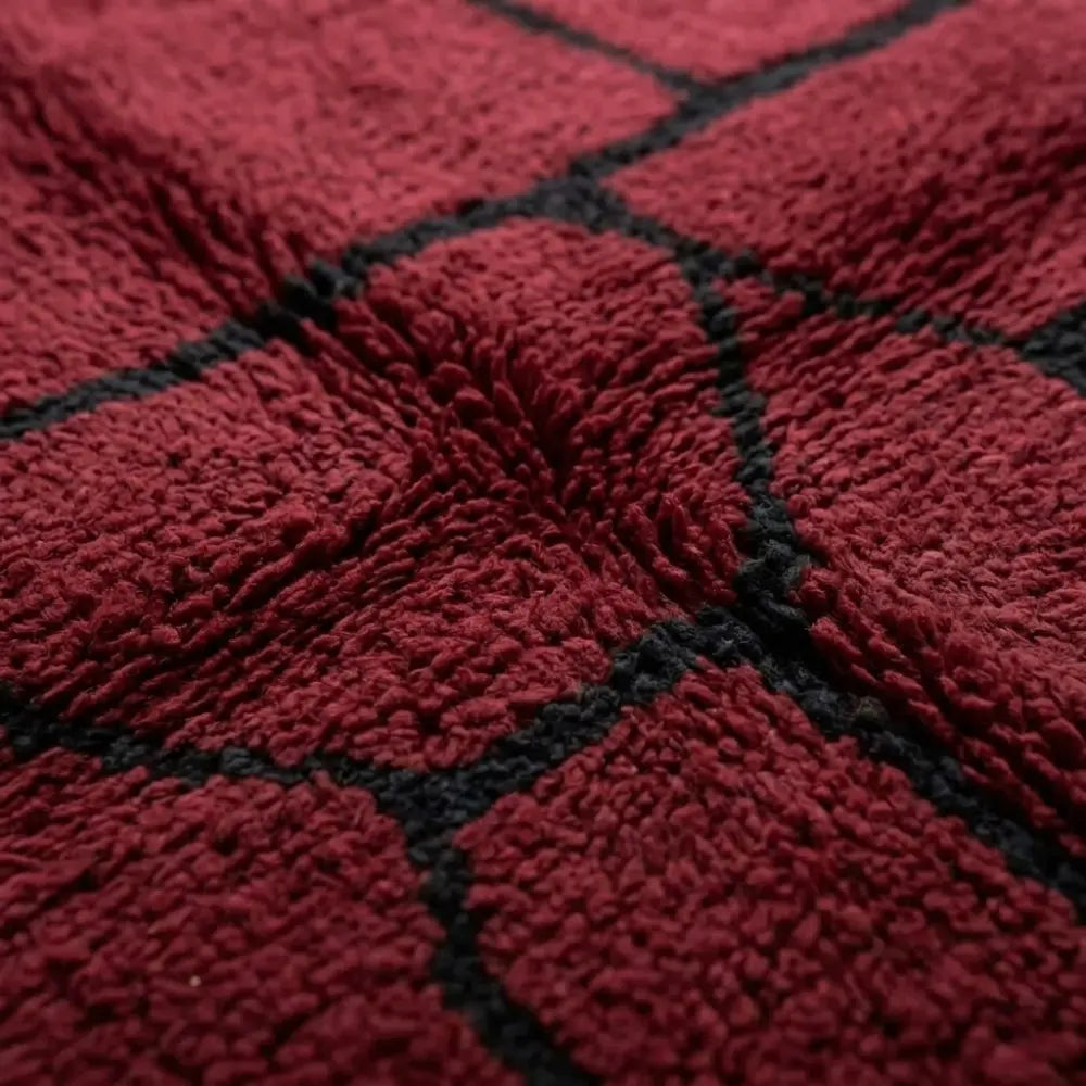 Tapis Beni M'Guild Rouge — Lignes Noires Main