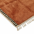 Tapis Azilal Terracotta — Motifs Abstraits Main