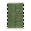 Tapis M'irt Vert Forêt — Bordures Noir & Blanc